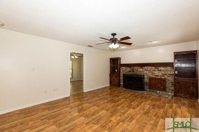 404 E 1st St, Springfield, GA 31329 - photo 7