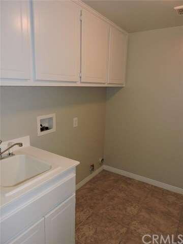 24914 Rainbarrel Rd, Wildomar, CA 92595 - photo 5