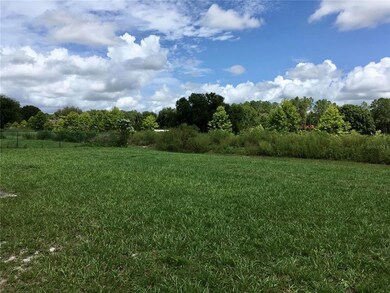 2157 Oakhurst Dr, Winter Haven, FL 33881 - photo 4