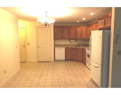 7 Crescent Way unit 316, Sturbridge, MA 01518 - photo 2