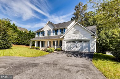 810 Cornwall Ct, Sykesville, MD 21784 - photo 2