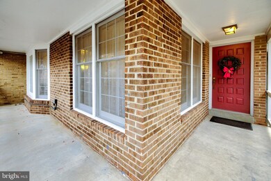 14301 Rich Branch Dr, North Potomac, MD 20878 - photo 4