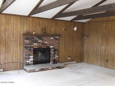 108 Shell Bark Dr, Milford, PA 18337 - photo 3