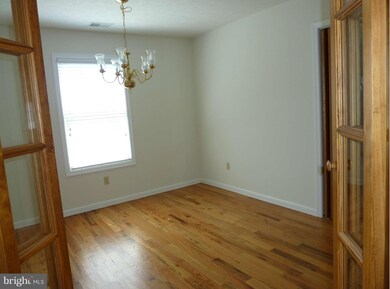 103 Whitfield Cir, Stephens City, VA 22655 - photo 7