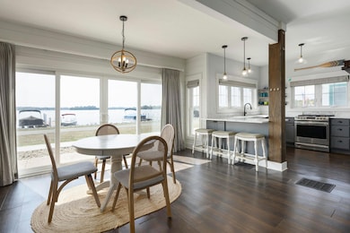 3371 Shepard Ave NE-007