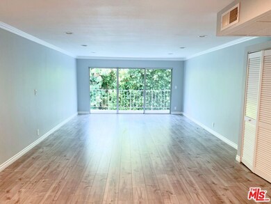 Living & Dining