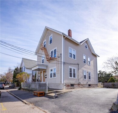 14 Berndt St, Pawtucket, RI 02861 - photo 3