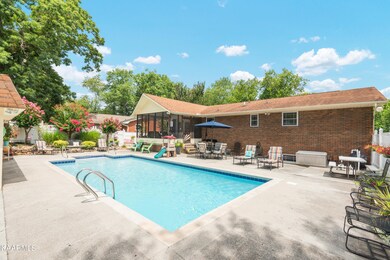 605 Ensley Dr, Knoxville, TN 37920 - photo 2