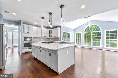 22083 Water Run Ct, Ashburn, VA 20148 - photo 3