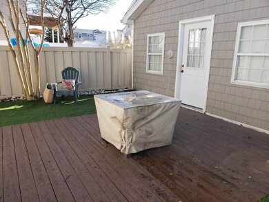 124 W Columbine Rd, Wildwood, NJ 08260 - photo 3