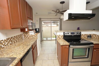 6508 S Lakeshore Dr unit A, Tempe, AZ 85283 - photo 4