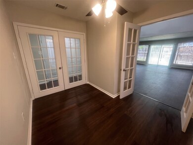 5106 Spruce Forest Dr, Houston, TX 77091 - photo 3