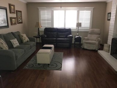 1712 Mosswood St, El Paso, TX 79935 - photo 2