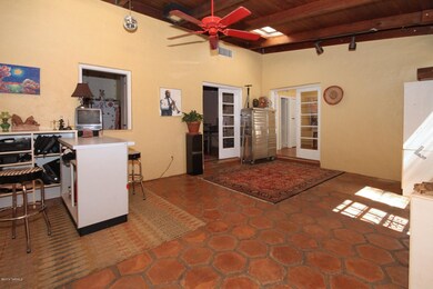 2010 E 7th St, Tucson, AZ 85719 - photo 6