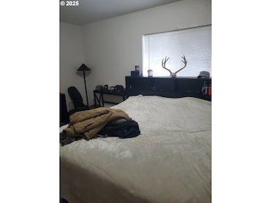 2075 Johnson St, North Bend, OR 97459 - photo 6