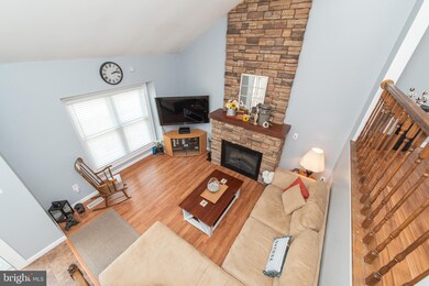 215 Sandhill Rd, Essex, MD 21221 - photo 6