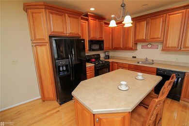 5803 Fresh Meadow Dr, Macungie, PA 18062 - photo 7