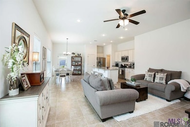 18295 Crows Nest Dr, Prairieville, LA 70769 - photo 3