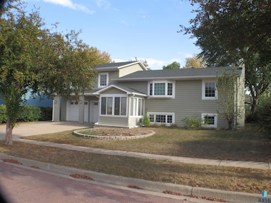 209 E Vera Ln, Brandon, SD 57005 - photo 2