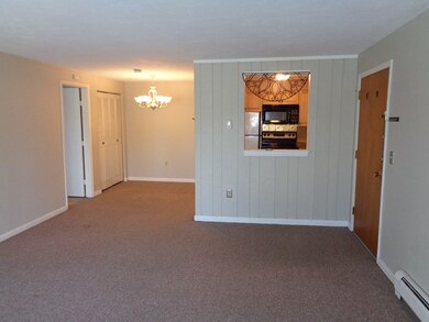 16 Williamsburg Ct unit 24, Shrewsbury, MA 01545 - photo 4