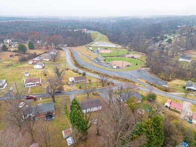 115 Cloverdale Dr, Madison Heights, VA 24572 - photo 5