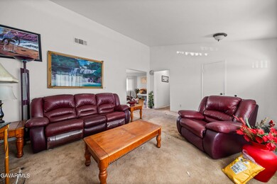 37863 17th St E, Palmdale, CA 93550 - photo 6