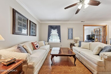 712 Zlotkin Cir unit 8, Freehold, NJ 07728 - photo 3