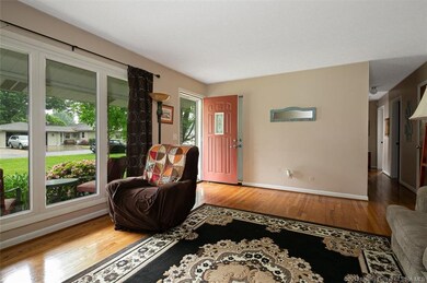 1350 Mill Ln, New Albany, IN 47150 - photo 2