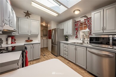 115 N Joseph Ave, East Wenatchee, WA 98802 - photo 6