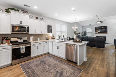 659 Black Pine Rd_Brett Martin Photograp