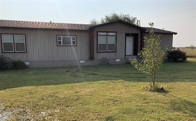 10736 N 1990 Rd, Elk City, OK 73644 - photo 2