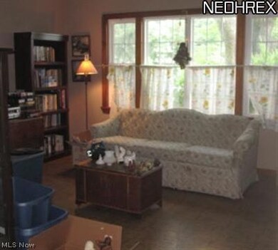 306 E Beech St, Jefferson, OH 44047 - photo 3