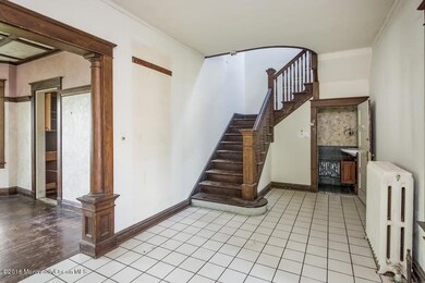 2988284-830w553h