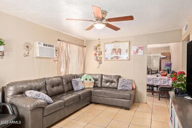 1926 N 26th Place, Phoenix, AZ 85008 - photo 2