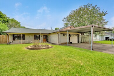 1009 Stadium Dr, Alvin, TX 77511 - photo 3