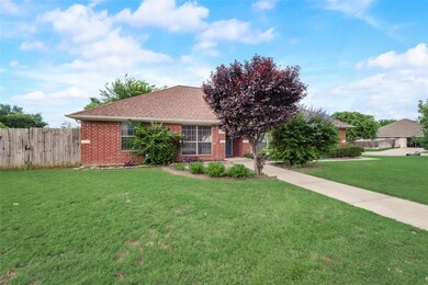 130 Chimney Rock Ct, Weatherford, TX 76086 - photo 3