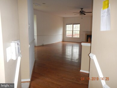 7912 Quill Point Dr, Bowie, MD 20720 - photo 3