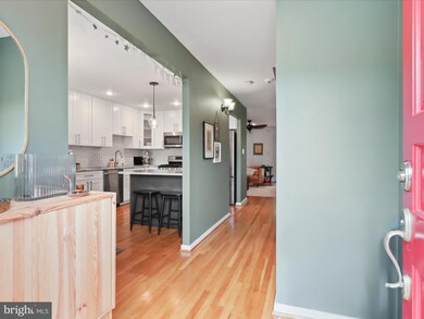 3311 Ardley Ct, Falls Church, VA 22041 - photo 2