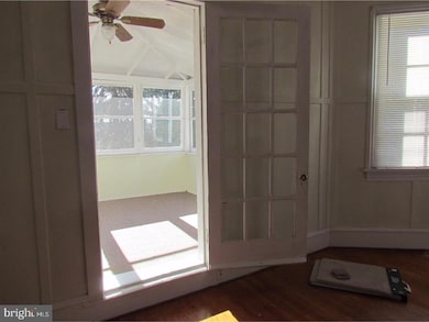 146 E Main St unit UPPER, Moorestown, NJ 08057 - photo 7