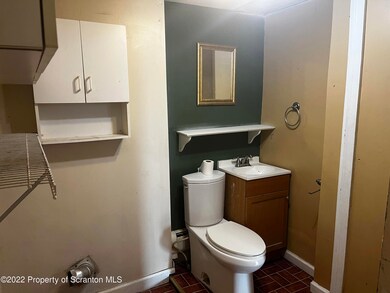 1425 N Sumner Ave, Scranton, PA 18508 - photo 7