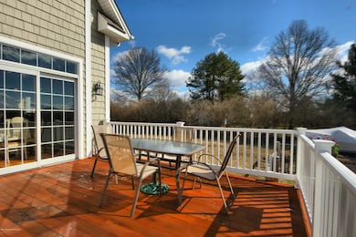 33-Deck-199 Burlington Path Rd.jpg