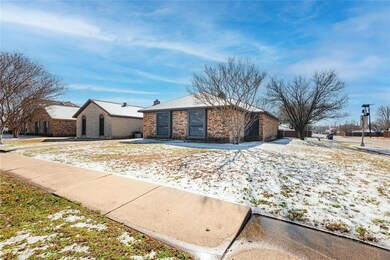 211 Stone Cir, Wylie, TX 75098 - photo 3