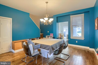 120 E Locust St, Mechanicsburg, PA 17055 - photo 4