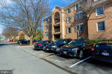 10703 Kings Riding Way unit T2, Rockville, MD 20852 - photo 2