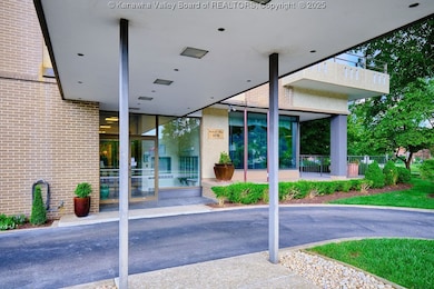 1578 Kanawha Blvd E unit 7C, Charleston, WV 25311 - photo 4