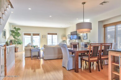 22 K St Seaside Park NJ 08752-large-009-