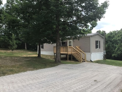 412 Laws Rd, Greeneville, TN 37743 - photo 3