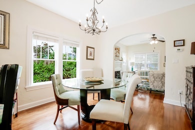 812 Upland Rd West Palm Beach-large-006-