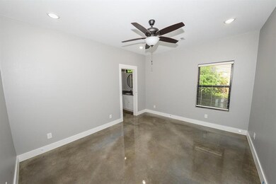 305 E Hull St, Denison, TX 75021 - photo 6