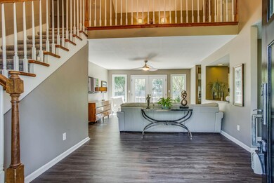 Open entry way leads straight to the pool!